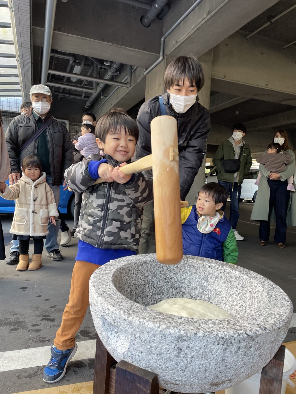 もちつき